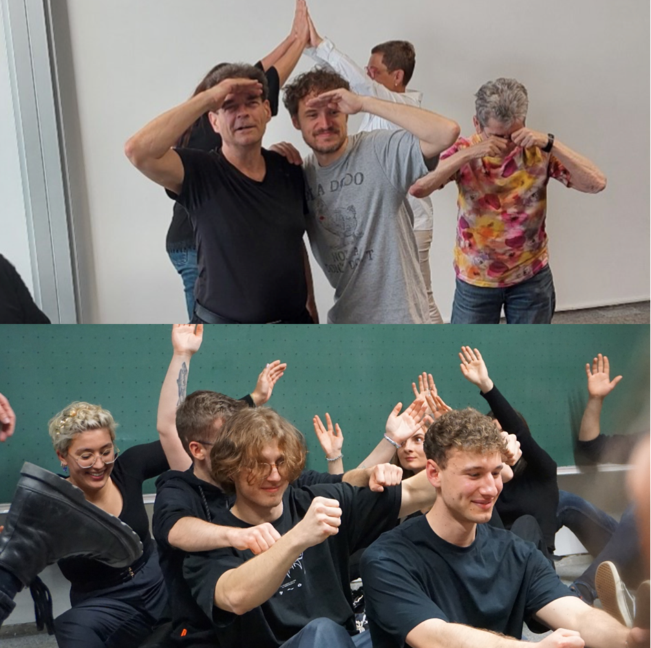 mehrere Personen während einer Aufführung des Improtheaters 