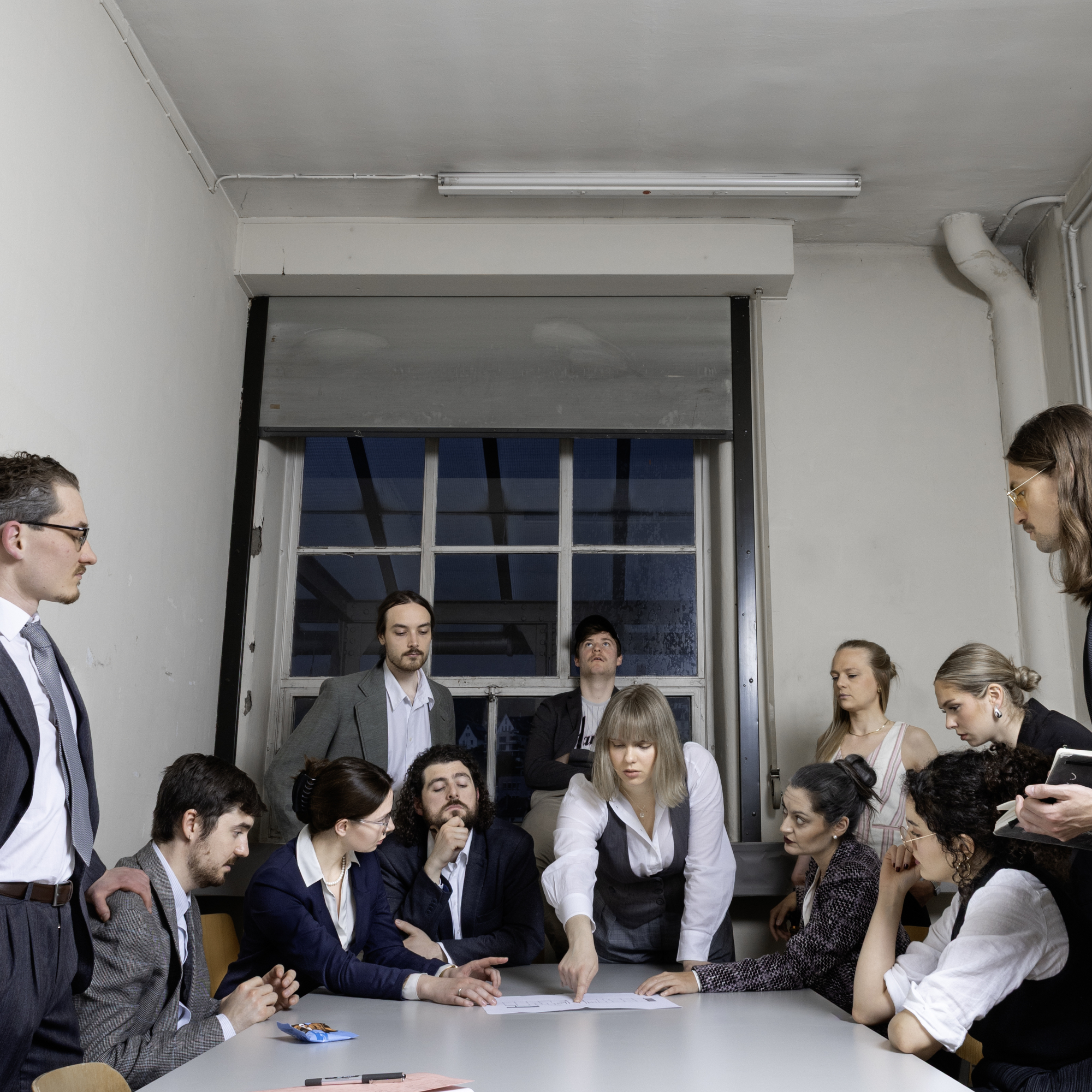 Steinfußtheatergruppe bei der Planung 